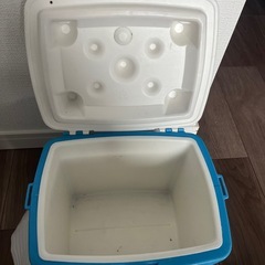 クーラーボックスの画像