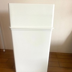 ゴミ箱の画像