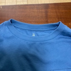 【GU 長袖Tシャツ 140サイズ 美品】の画像