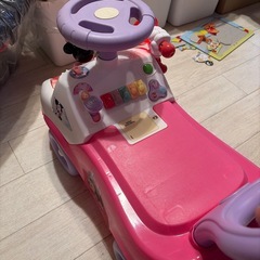 ミニーちゃんおもちゃの乗り物の画像