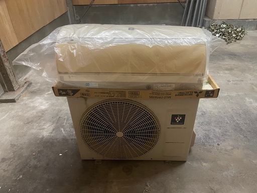 大容量！シャープお掃除機能付きエアコン