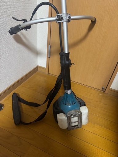 マキタ ガソリン草刈機