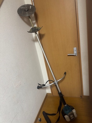 マキタ ガソリン草刈機