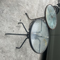 ガーデンテーブルの画像