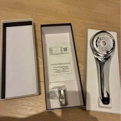 リファ  シャワーヘッドの画像