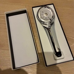 リファ  シャワーヘッドの画像