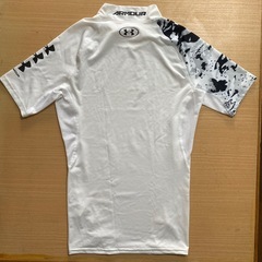 【草野球応援‼️】UNDER ARMOUR  パワーシャツ　半袖の画像