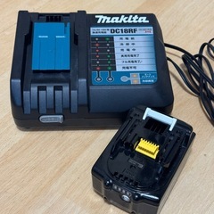 マキタ充電器+バッテリー18v3.0の画像