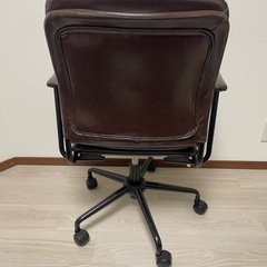 ニトリ 傷・汚れに強い合成皮革 ワークチェアの画像