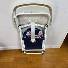 お食事チェアの画像