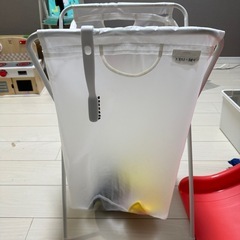 小型セラミックファンヒーター（おまけ：IKEA ランドリーバッグ）の画像