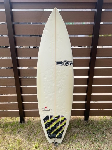 JS Industries i am red サーフボード