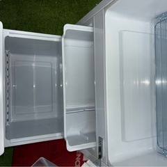 Hisense  ノンフロン冷凍冷蔵庫　HR-G13C-W 135L  2022年製の画像