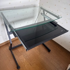 パソコン台
の画像