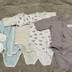春生まれの女の子用肌着、カバーオール、甚平など24点　　　　の画像