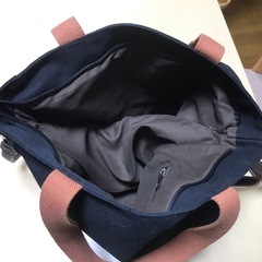 【猫の手】デザインファスナー式トートの画像