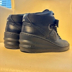 ナイキ ウィメンズ ルナフォース スカイハイ W NIKE LUNAR FRC 1 SKY HI JCRD 654849-001の画像