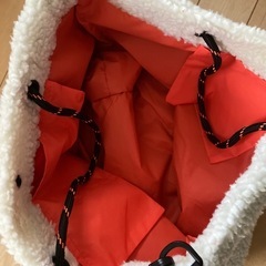 kiuショルダーバッグの画像