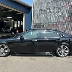 トヨタ　クラウンマジェスタ　3.5Fバージョン　黒革エアシート・Bｶﾒﾗ・クレンツェ20インチAW・RSRフルタップ車高調・フルエアロLEDヘッドライトの画像