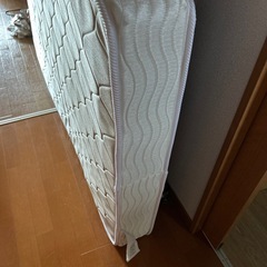 ベットマットレスの画像