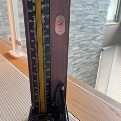 手動血圧計の画像
