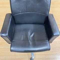 【e68革張りチェア】ex-515 内田洋行　ブラックの画像