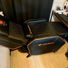 【決まりました】COUGAR／ゲーミングソファの画像