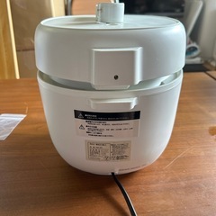 電気圧力鍋　2Lの画像