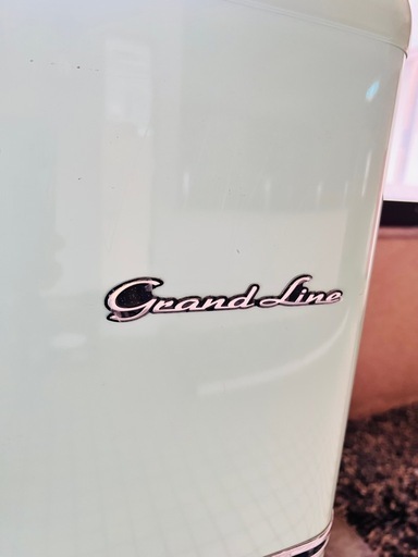 レトロな冷蔵庫　グランドライン