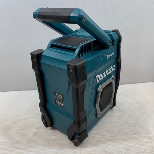 バッテリー式ラジオ　MAKITA MR002G
