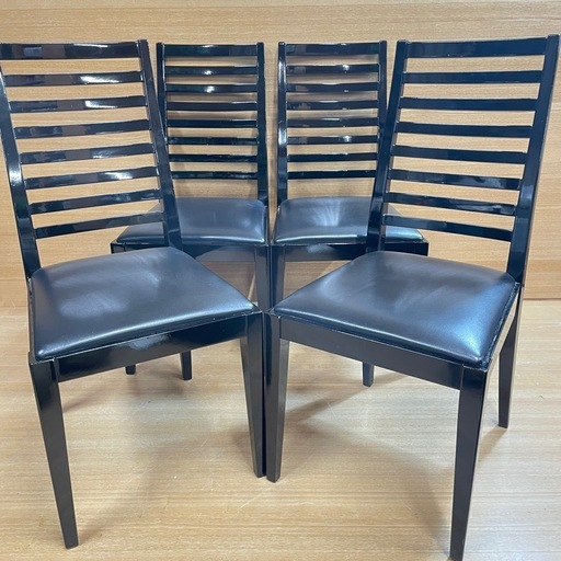 【e70ダイニングチェア】大塚家具4脚セット 秋田木工 ブラック
