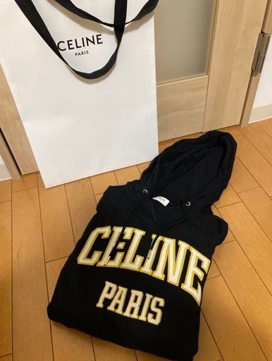 １７万円の品　ほぼ未使用　セリーヌ　CELINE オーバーサイズ　フーディー 17万円の品 ほぼ未使用 セリーヌ CELINE オーバーサイズ フーディー