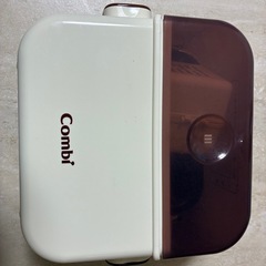 Combi 哺乳瓶用消毒ケース　離乳食セットの画像