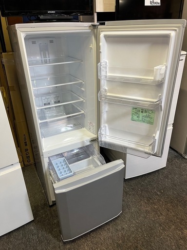 三菱168L 2ドアで少し大きい　高さ135センチ　リサイクルショップから