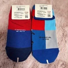 大人用 靴下 MARVELの画像