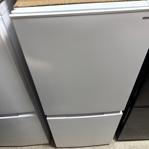 2025年　シャープ　冷蔵庫　152L 美品