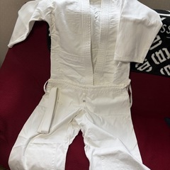 柔道着4号サイズ❗️中学校授業で数回しか使っていません。の画像