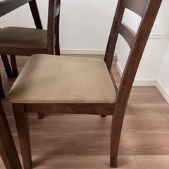 ダイニングテーブル＆チェアセットの画像