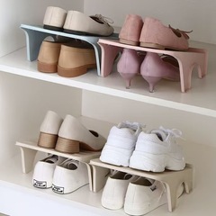 1足分のスペースに2足収納できるホルダーの画像