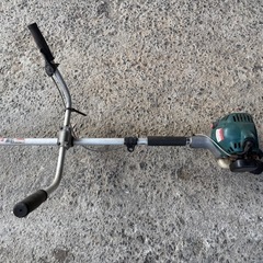 【GO-1687】makita マキタ 草刈機 芝刈り機 MEM201Sの画像