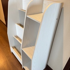 本棚　　4/2決まりましたの画像
