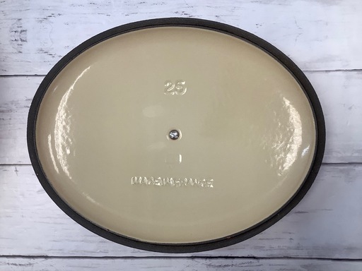 LE CREUSET 両手鍋 ココット・オーバル