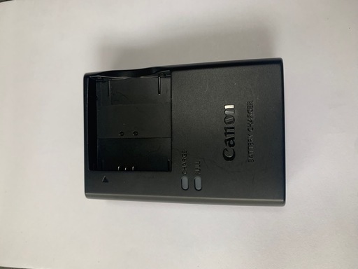 デジカメ ー　CASIO EXILIM EX-Z180