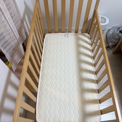 【美品・無料】Boori製ベビーベッドの画像