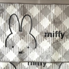 【未使用】ミッフィー　マット２枚セットの画像