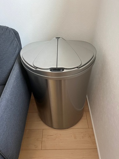 自動開閉ゴミ箱
