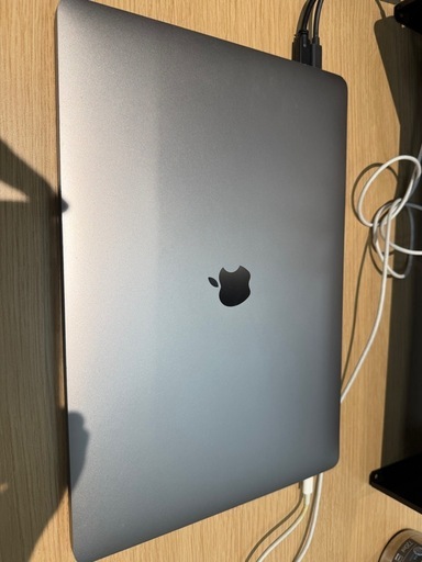 【MacBook Pro 16inch silver】