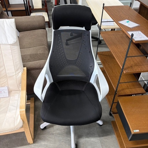 ニトリ ゲーミングチェア メッシュ ホワイト OAチェア 札幌市白石区 モノリス C270