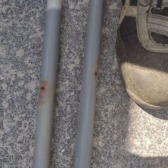 高松 長い棒 塩ビパイプ 4mぐらい 2.5cm径 穴あり まとめて 中古品 物干し DIY 加工用に 棒 長いパイプ の画像