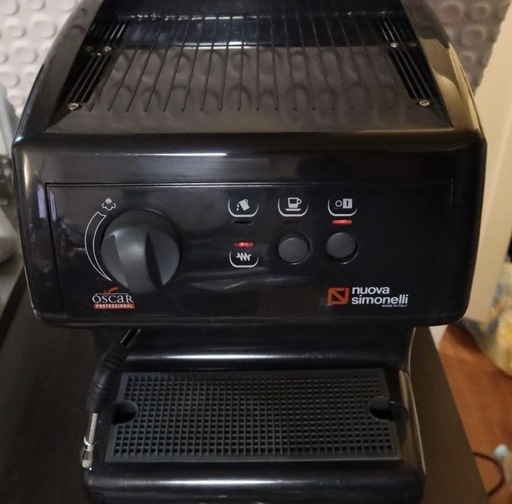 Nuova Simonelli Oscar エスプレッソマシン